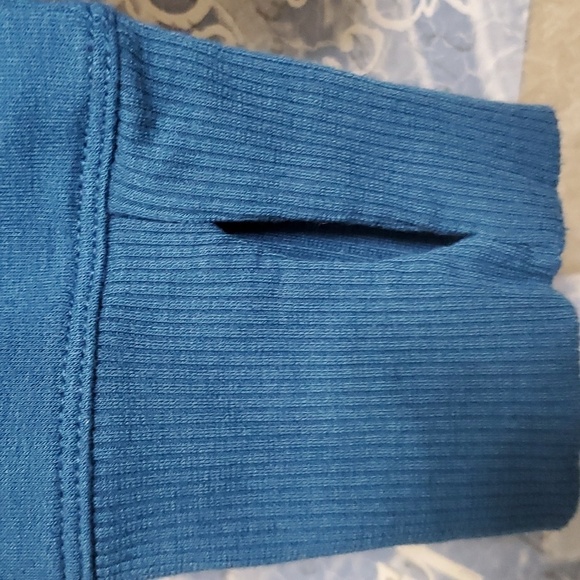 Ideology top women’s size medium blue cinch front crop long sleeve v-neck - Picture 6 of 12